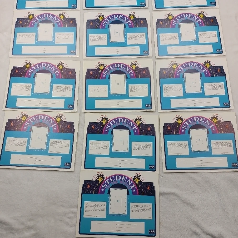 LIFETOUCH VINTAGE 1990 BLANK STUDENT OF THE MONTH AWARD CERTIFICATES 16 COUNT